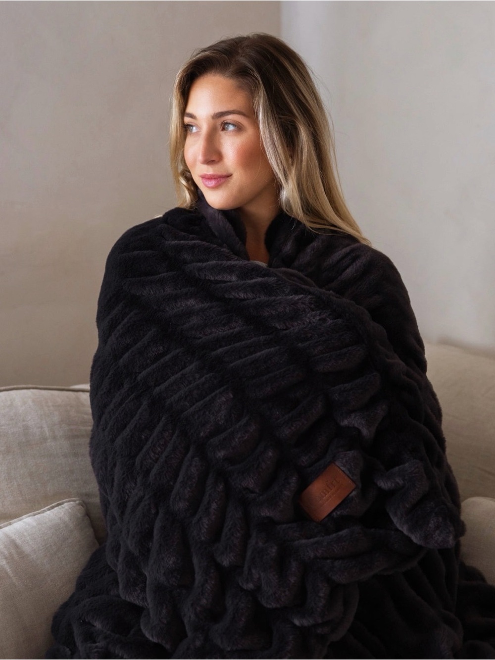 Lux Plush Faux Fur Throw Blanket - Thunder color